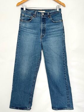 Levi's Ribcage Straight Jean High Waisted Button Fly Medium Wash Size 29 Blue